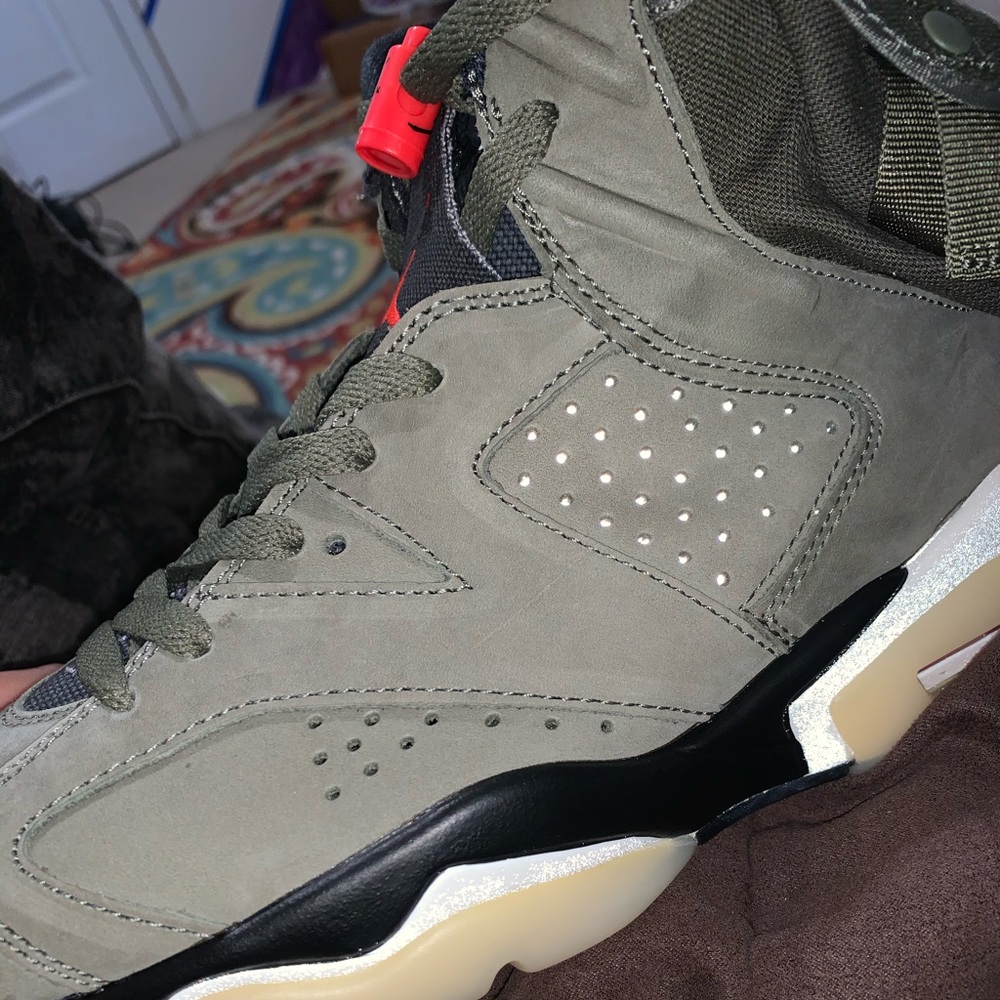 COPY - Travis Scott Jordan 6